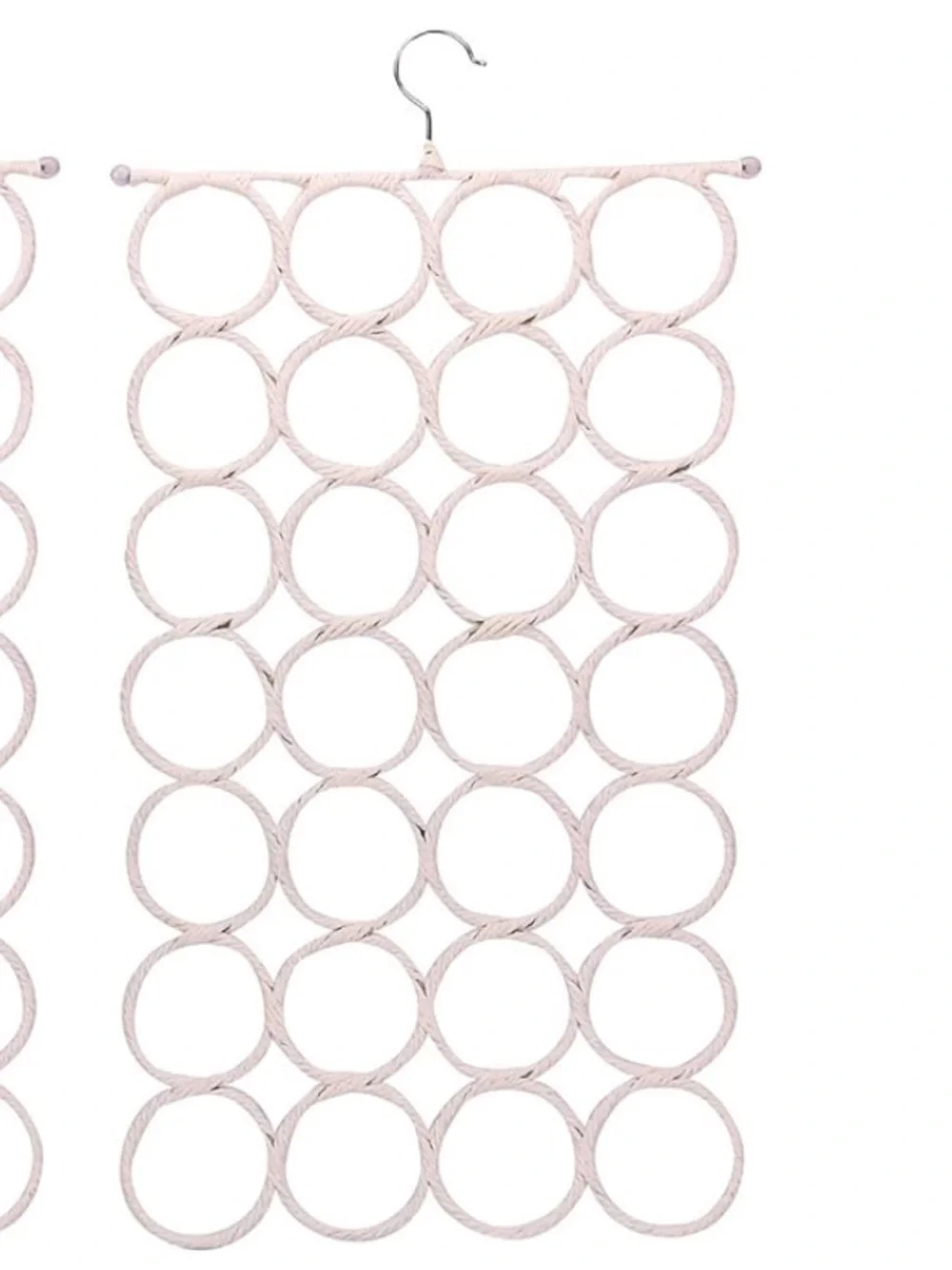 Scarf hanger